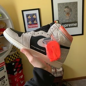 Nike jordan crimson neutral grey sz 10.5